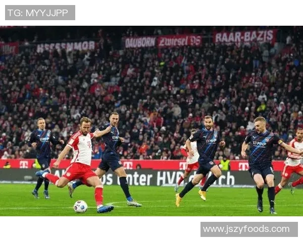 霍芬海姆险胜逃离德甲降级区，保级悬念仍存