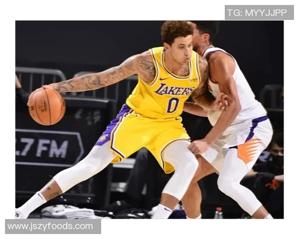 库兹马交出勒布朗,15小将刷分高度值得期待 库兹马交出勒布朗,15小将刷分高度值得期待