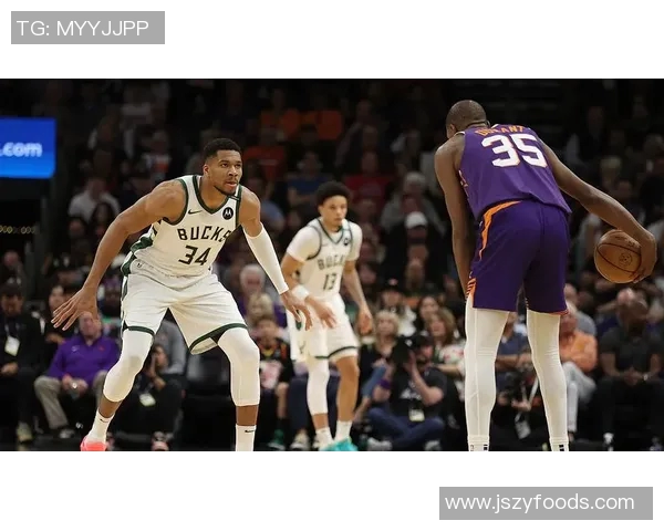 太阳战胜雄鹿，布克27分领跑全队，激战背后的精彩瞬间