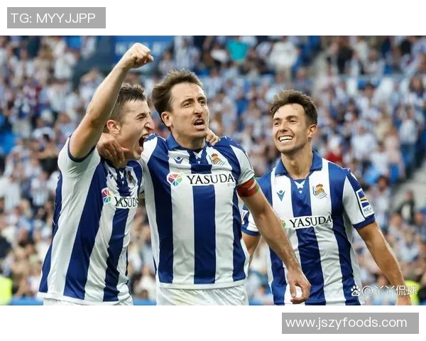 皇家社会宣布与主帅续约，决心在下赛季赢得西甲冠军